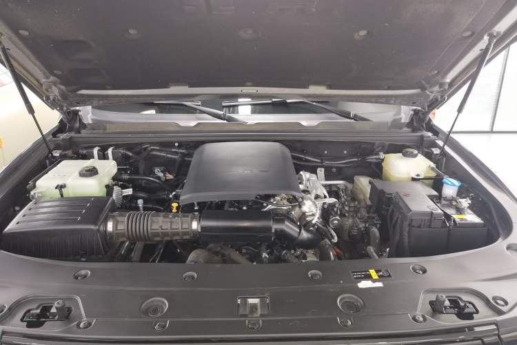 Used BAIC Off-Road BJ40 Electric Drive 2025 Advanced Edition Engine Bay