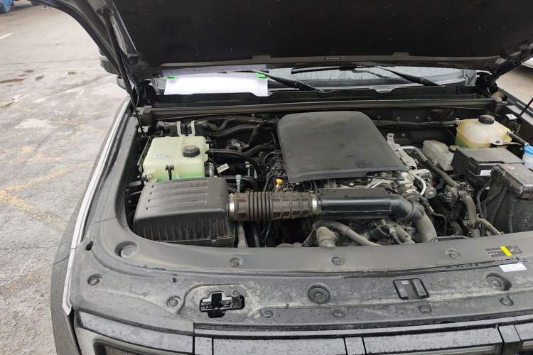 Used BAIC Off-Road BJ40 Electric Drive 2025 Advanced Edition Engine Bay Right