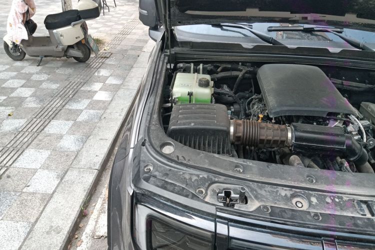Used BAIC Off-Road BJ40 Electric Drive 2025 Advanced Edition Engine Bay Right
