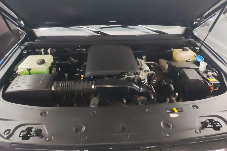 Used BAIC Off-Road BJ40 Electric Drive 2025 Advanced Edition Engine Bay