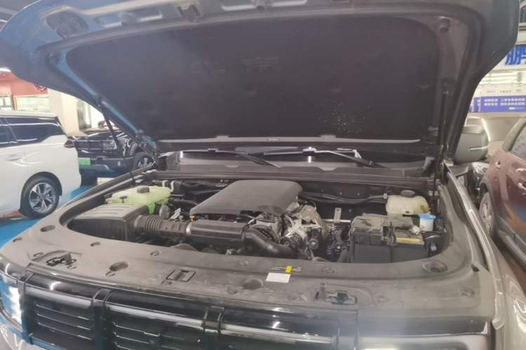 Used BAIC Off-Road BJ40 Electric Drive 2025 Standard Edition Engine Bay