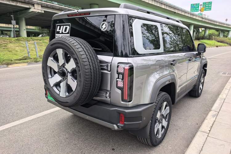 Used BAIC Off-Road BJ40 Electric Drive 2025 Advanced Edition Exterior 2