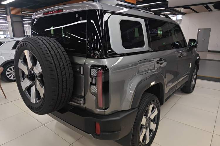 Used BAIC Off-Road BJ40 Electric Drive 2025 Advanced Edition Exterior 5