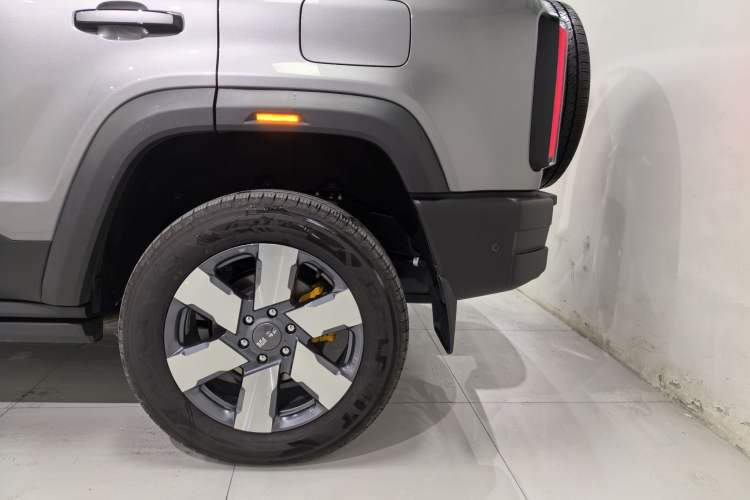 Used BAIC Off-Road BJ40 Electric Drive 2025 Advanced Edition Exterior 6