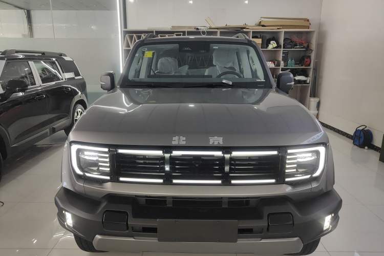 Used BAIC Off-Road BJ40 Electric Drive 2025 Standard Edition Front