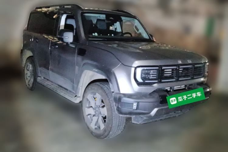 Used BAIC Off-Road BJ40 Electric Drive 2025 Standard Edition Front Right 45 Deg