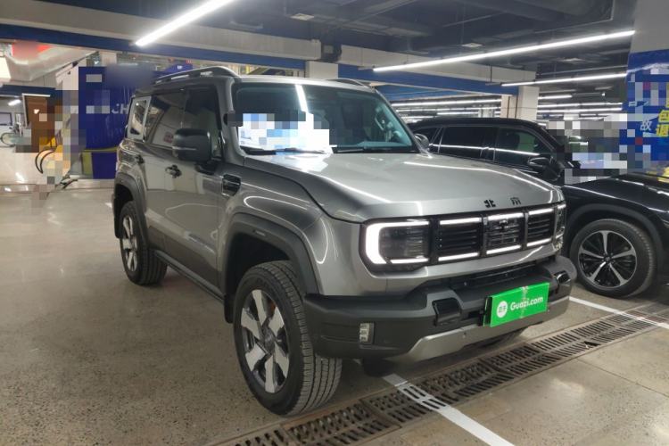 Used BAIC Off-Road BJ40 Electric Drive 2025 Advanced Edition Front Right 45 Deg