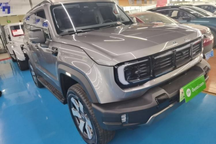 Used BAIC Off-Road BJ40 Electric Drive 2025 Standard Edition Front Right 45 Deg