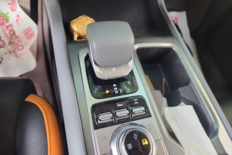Used BAIC Off-Road BJ40 Electric Drive 2025 Standard Edition Gear Lever