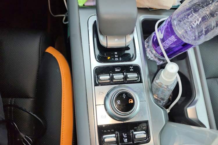 Used BAIC Off-Road BJ40 Electric Drive 2025 Advanced Edition Gear Lever