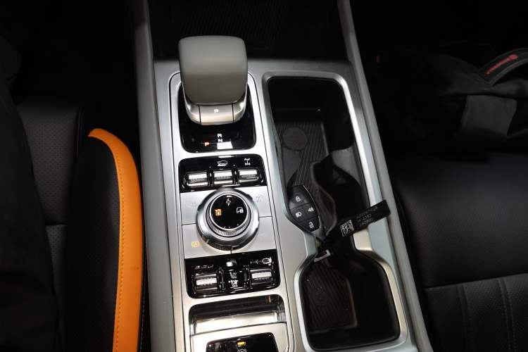 Used BAIC Off-Road BJ40 Electric Drive 2025 Advanced Edition Gear Lever