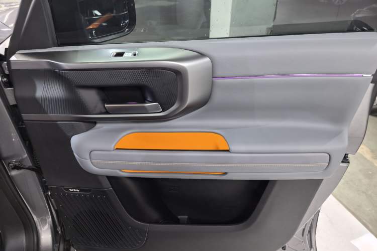 Used BAIC Off-Road BJ40 Electric Drive 2025 Advanced Edition Interior 10