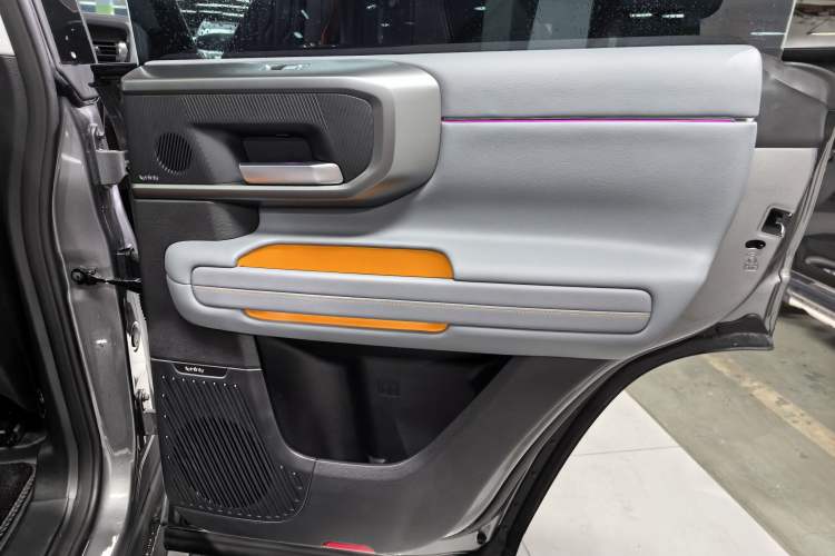 Used BAIC Off-Road BJ40 Electric Drive 2025 Advanced Edition Interior 12