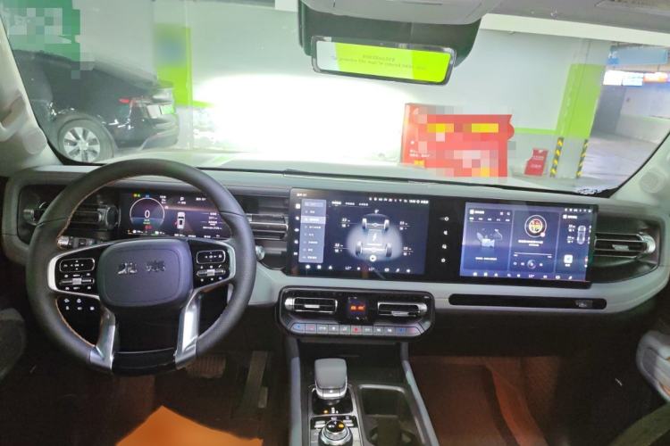 Used BAIC Off-Road BJ40 Electric Drive 2025 Advanced Edition Interior 2