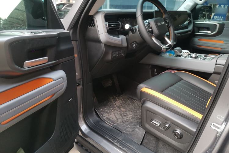 Used BAIC Off-Road BJ40 Electric Drive 2025 Advanced Edition Interior 3