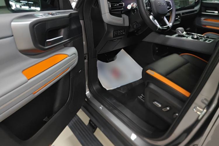 Used BAIC Off-Road BJ40 Electric Drive 2025 Advanced Edition Interior 3