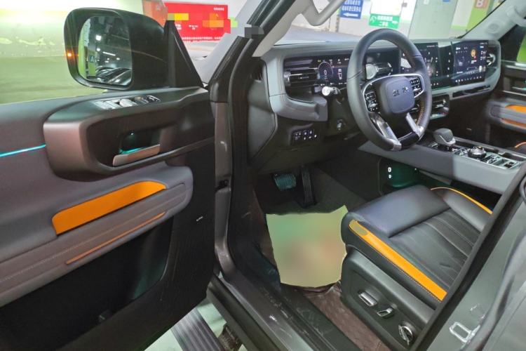 Used BAIC Off-Road BJ40 Electric Drive 2025 Advanced Edition Interior 3