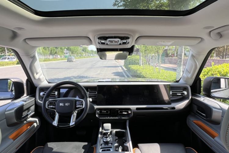 Used BAIC Off-Road BJ40 Electric Drive 2025 Standard Edition Interior 3