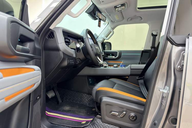 Used BAIC Off-Road BJ40 Electric Drive 2025 Advanced Edition Interior 5
