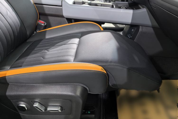 Used BAIC Off-Road BJ40 Electric Drive 2025 Advanced Edition Interior 8
