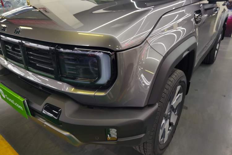 Used BAIC Off-Road BJ40 Electric Drive 2025 Advanced Edition Left Front Headlight