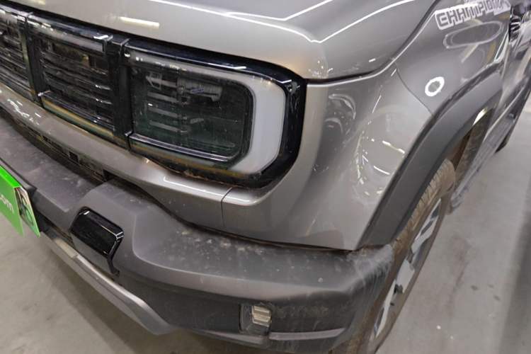 Used BAIC Off-Road BJ40 Electric Drive 2025 Standard Edition Left Front Headlight