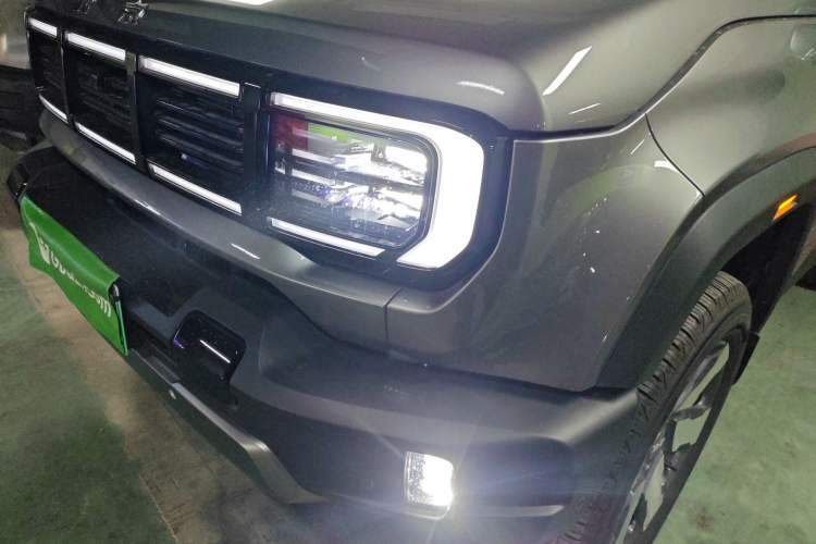 Used BAIC Off-Road BJ40 Electric Drive 2025 Advanced Edition Left Front Headlight