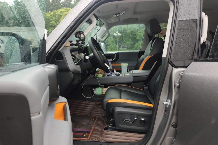 Used BAIC Off-Road BJ40 Electric Drive 2025 Advanced Edition Left Front Seat