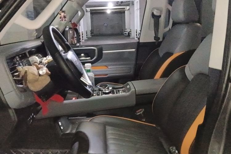 Used BAIC Off-Road BJ40 Electric Drive 2025 Standard Edition Left Front Seat