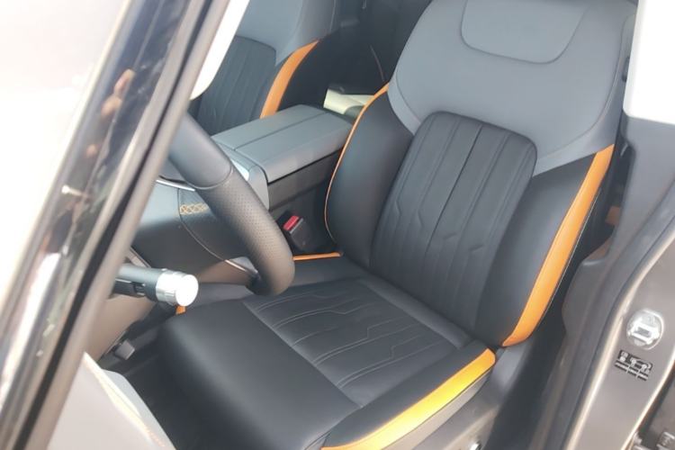 Used BAIC Off-Road BJ40 Electric Drive 2025 Advanced Edition Left Front Seat