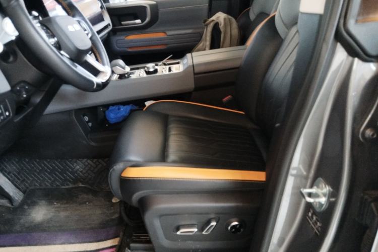 Used BAIC Off-Road BJ40 Electric Drive 2025 Advanced Edition Left Front Seat