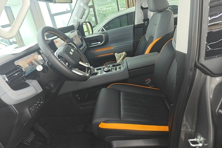 Used BAIC Off-Road BJ40 Electric Drive 2025 Advanced Edition Left Front Seat