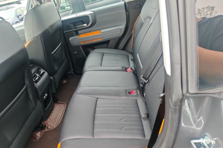Used BAIC Off-Road BJ40 Electric Drive 2025 Advanced Edition Left Rear Seat