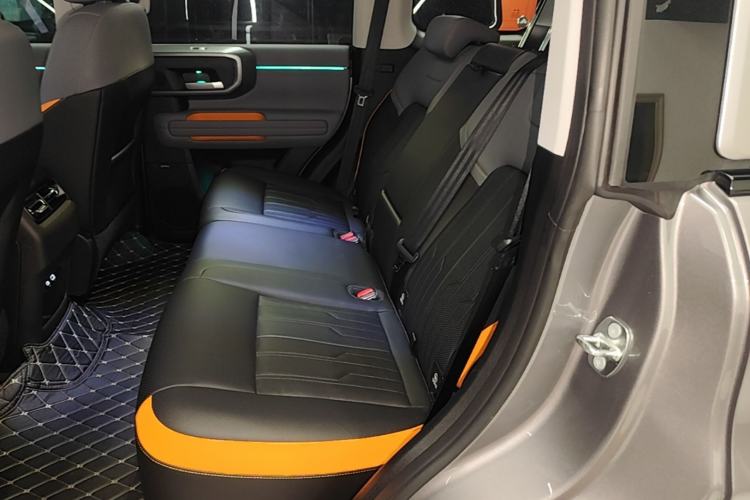 Used BAIC Off-Road BJ40 Electric Drive 2025 Advanced Edition Left Rear Seat