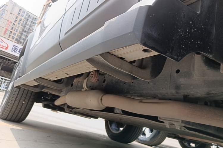 Used BAIC Off-Road BJ40 Electric Drive 2025 Standard Edition Left Side Sill