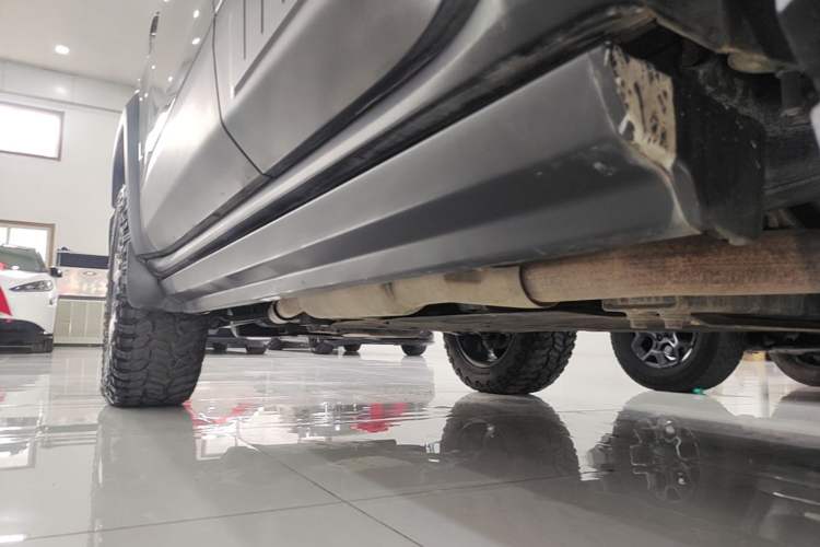 Used BAIC Off-Road BJ40 Electric Drive 2025 Advanced Edition Left Side Sill