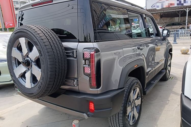 Used BAIC Off-Road BJ40 Electric Drive 2025 Standard Edition Rear Right 45 Deg
