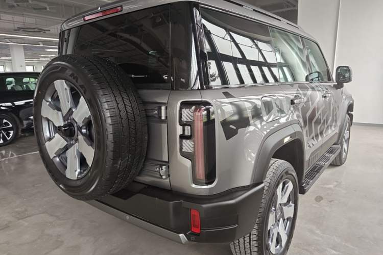 Used BAIC Off-Road BJ40 Electric Drive 2025 Standard Edition Rear Right 45 Deg