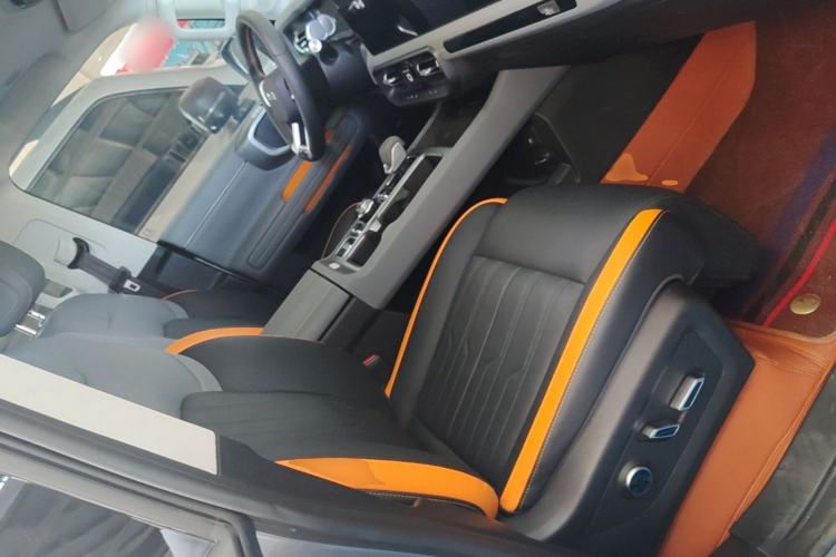 Used BAIC Off-Road BJ40 Electric Drive 2025 Advanced Edition Right Front Seat