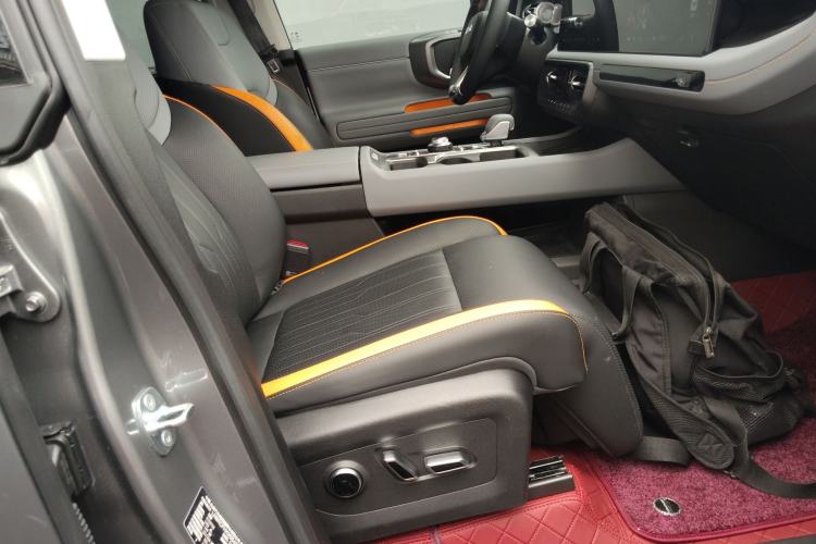 Used BAIC Off-Road BJ40 Electric Drive 2025 Advanced Edition Right Front Seat