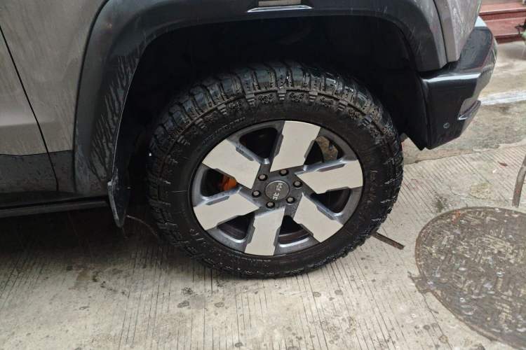 Used BAIC Off-Road BJ40 Electric Drive 2025 Advanced Edition Right Front Wheel Hub