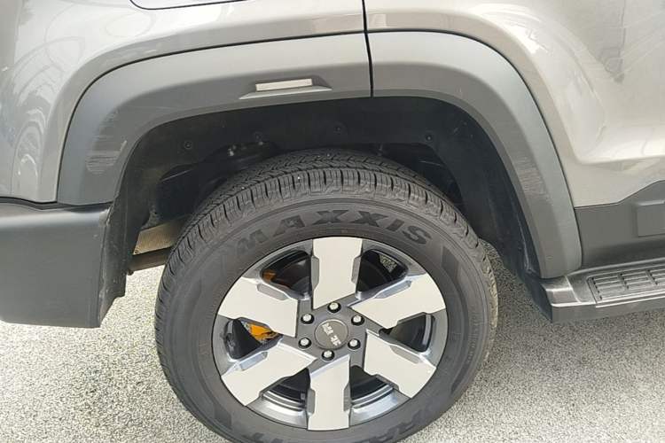 Used BAIC Off-Road BJ40 Electric Drive 2025 Standard Edition Right Rear Wheel Hub