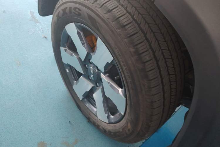 Used BAIC Off-Road BJ40 Electric Drive 2025 Advanced Edition Right Rear Wheel Hub