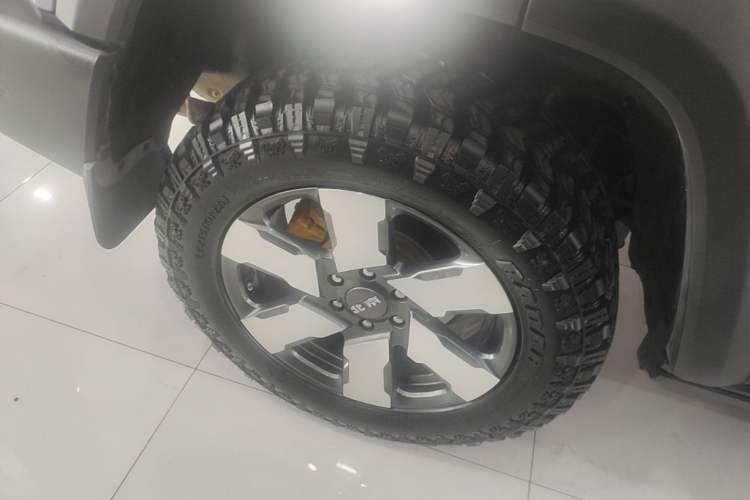 Used BAIC Off-Road BJ40 Electric Drive 2025 Advanced Edition Right Rear Wheel Hub
