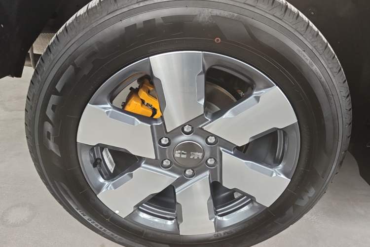 Used BAIC Off-Road BJ40 Electric Drive 2025 Standard Edition Right Rear Wheel Hub