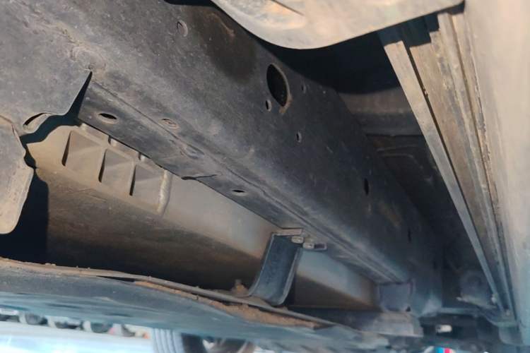 Used BAIC Off-Road BJ40 Electric Drive 2025 Advanced Edition Right Side Sill