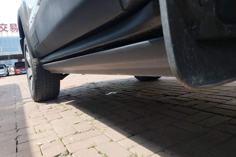 Used BAIC Off-Road BJ40 Electric Drive 2025 Advanced Edition Right Side Sill