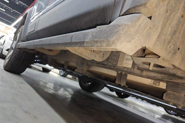 Used BAIC Off-Road BJ40 Electric Drive 2025 Standard Edition Right Side Sill