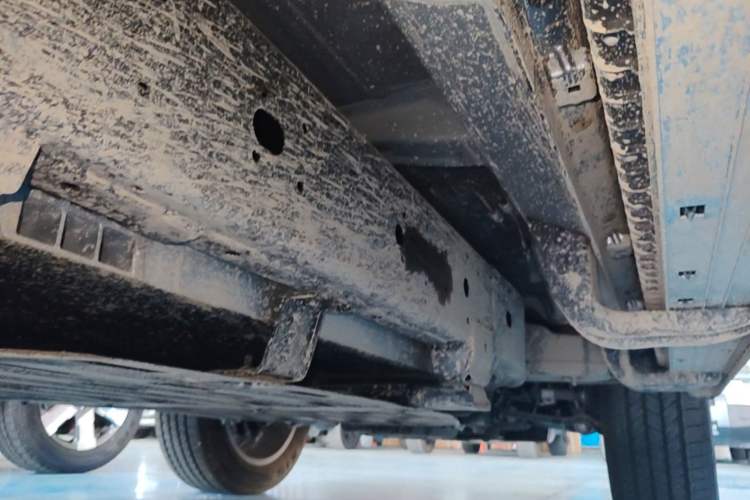 Used BAIC Off-Road BJ40 Electric Drive 2025 Standard Edition Right Side Sill