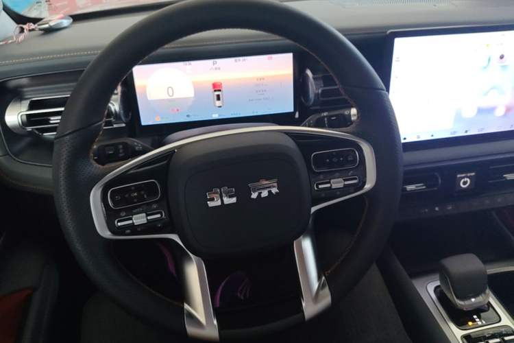Used BAIC Off-Road BJ40 Electric Drive 2025 Advanced Edition Steering Wheel